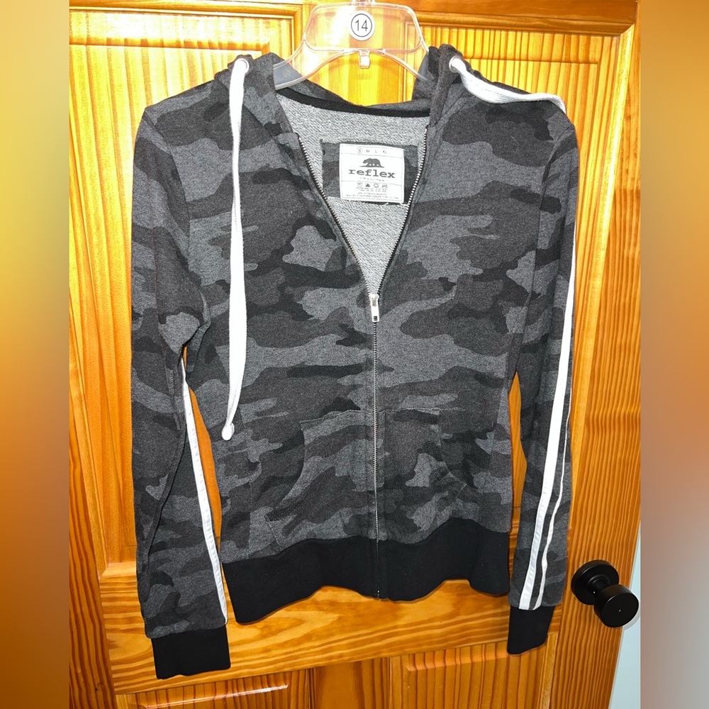 Camo Sweatshirt Size S